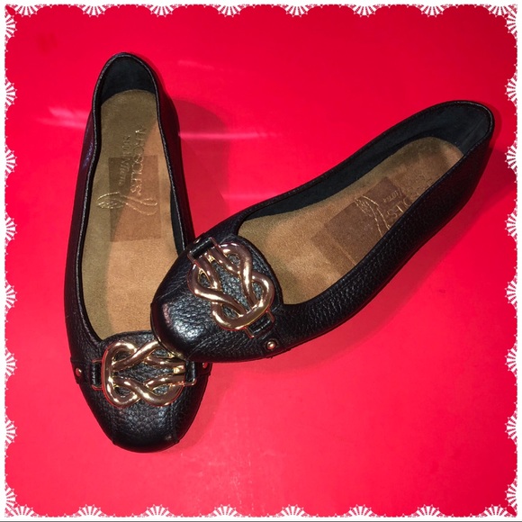AEROSOLES Shoes - Cute Aerosol Flats